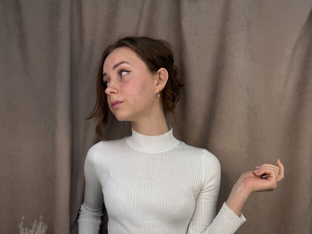 WiloneHathorne Camera Thumbnail