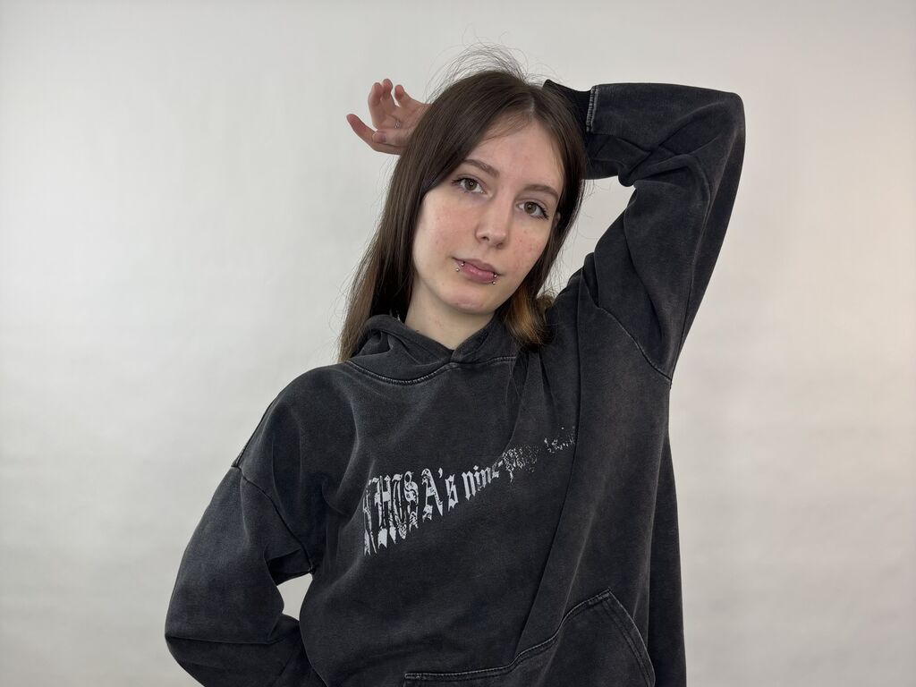 KeciaDellacioppa LiveJasmin webcam model photo