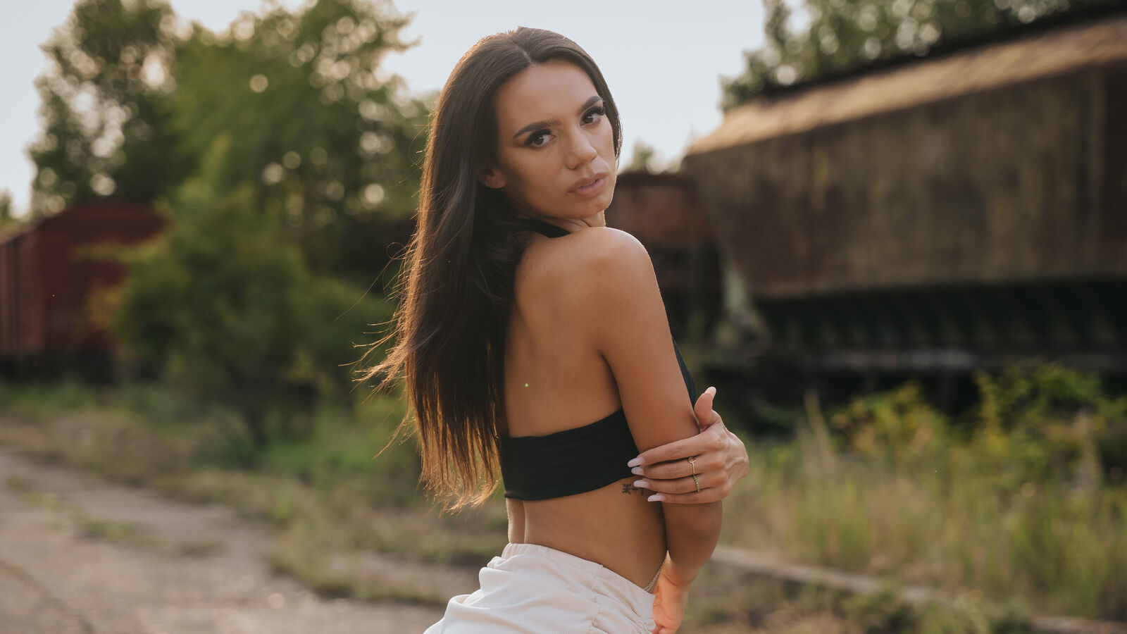 AryaVex erotic portrait