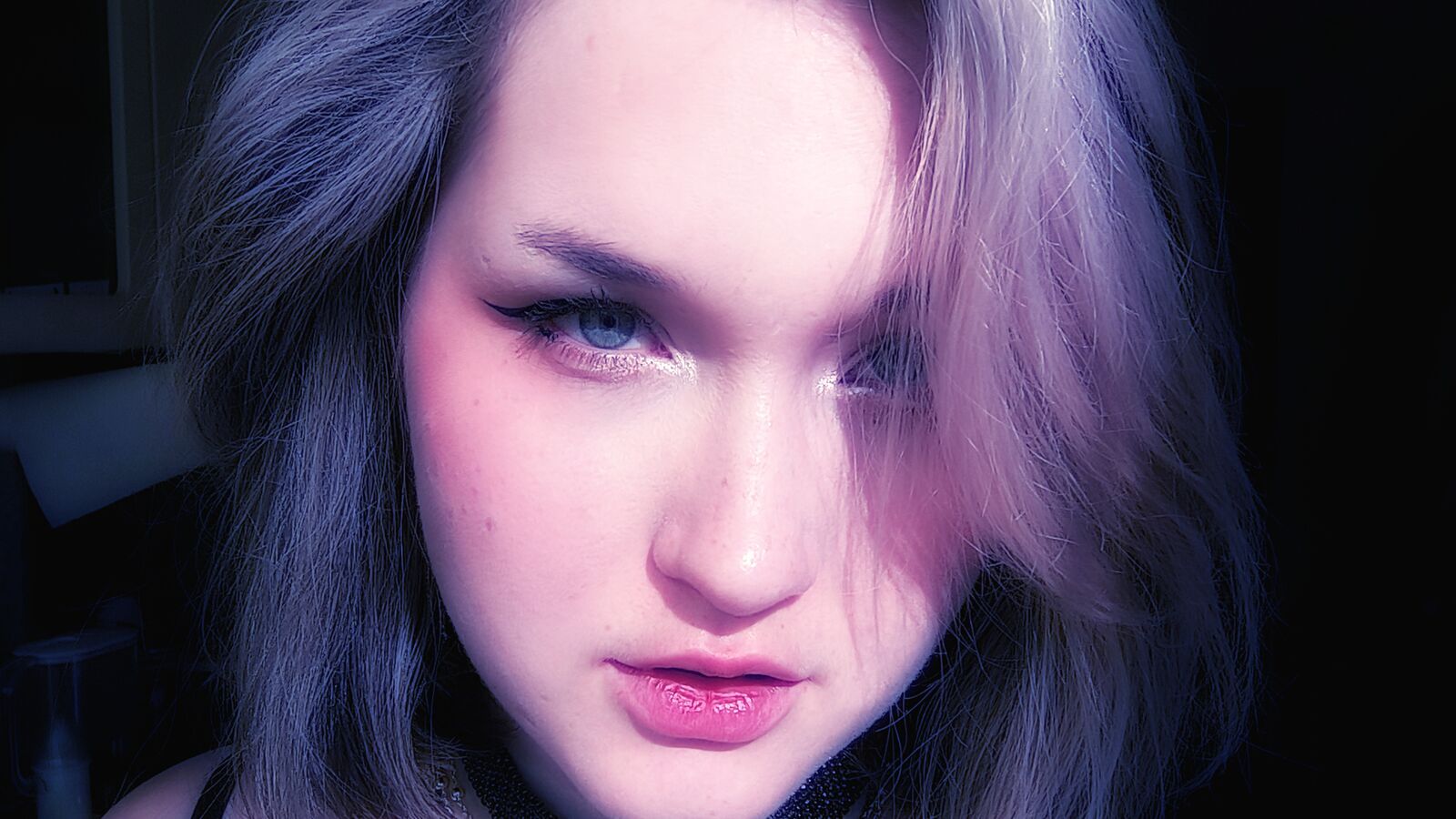 ViolettWoods glamour portrait