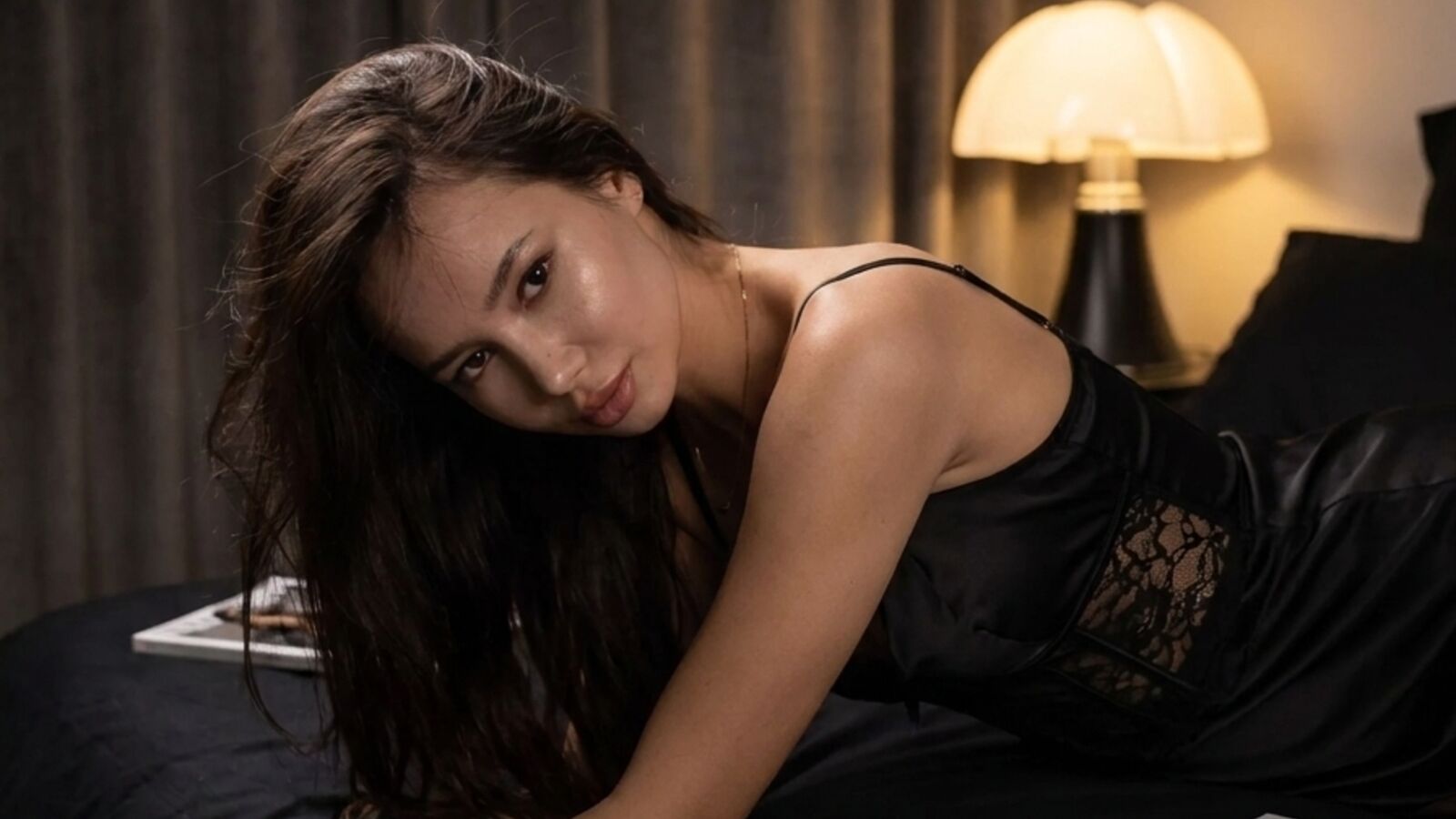 RosellaDobey glamour portrait