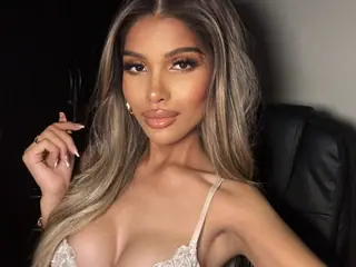 Show privé avec ShantalMolly