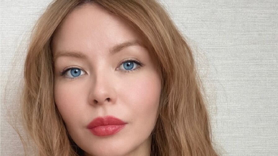 Chat With AnnaAnechka Now