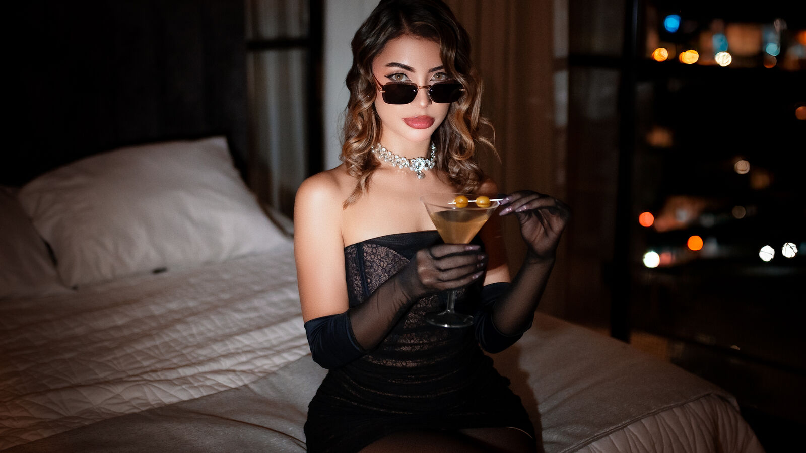 ArianaRoux erotic portrait