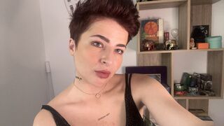 Free Nude MilanaNevskaya