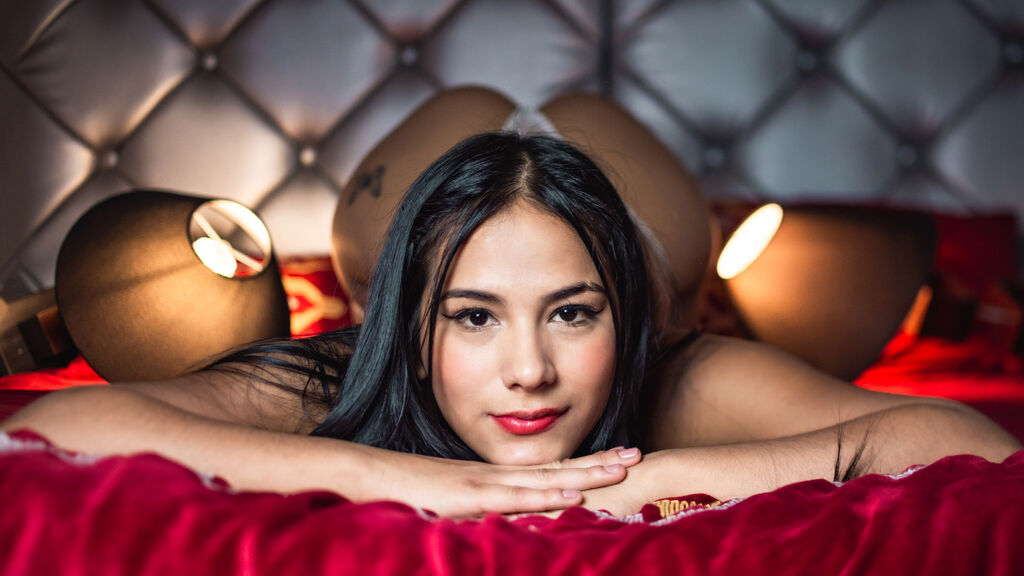 SophiaAdamuz's profile from Jasmin at GirlsOfJasmin'