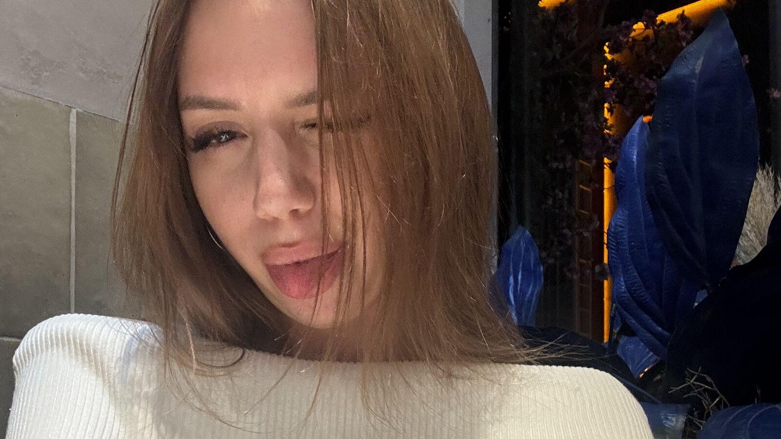 MiaForester erotic portrait