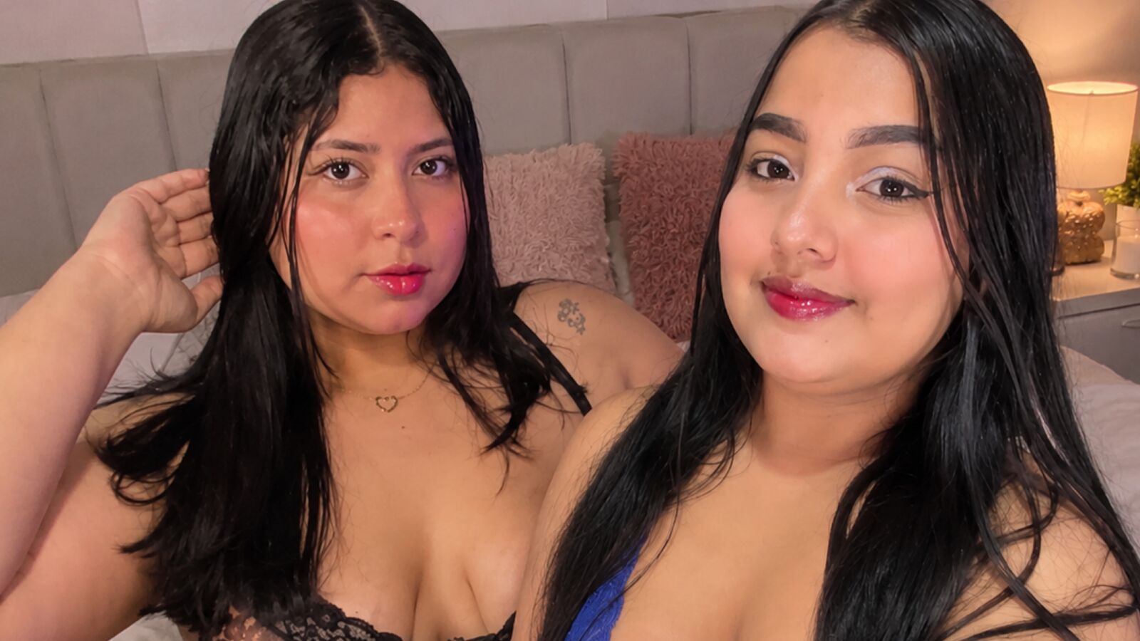 DakotaAndChloe erotic portrait