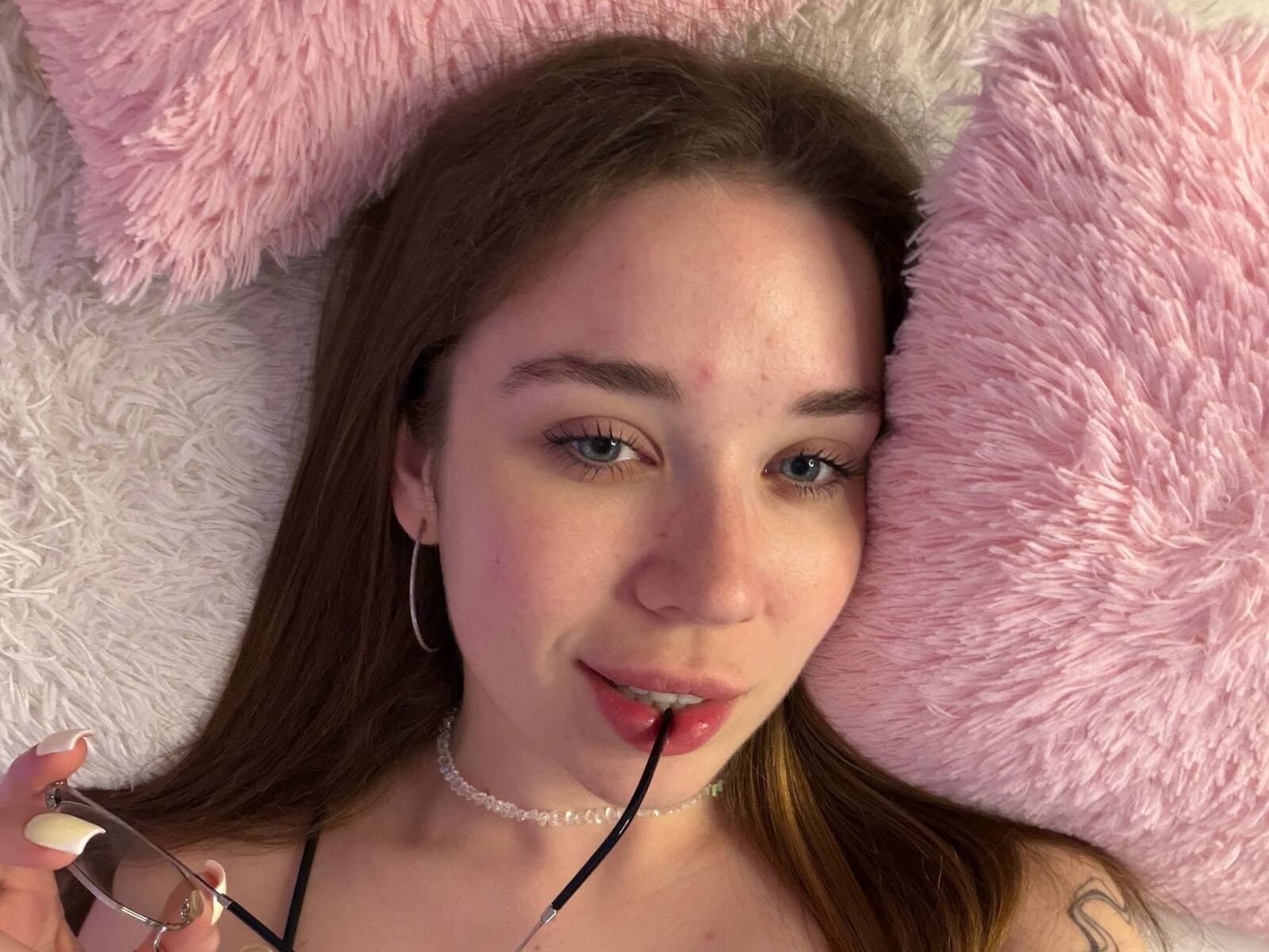 Live cam for KarenGlover
