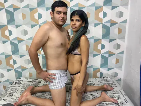Chat with MarceAndJuan