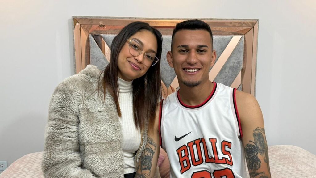 Sex chat gratuit in direct cu HannaLucas pe LiveJasmin