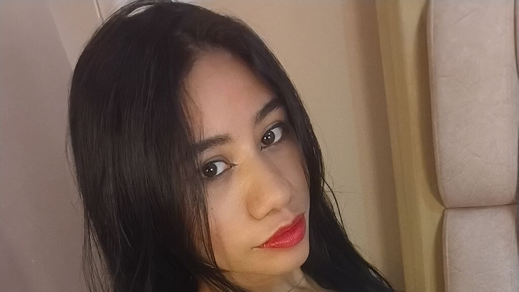 LaraPonss online on GirlsOfJasmin