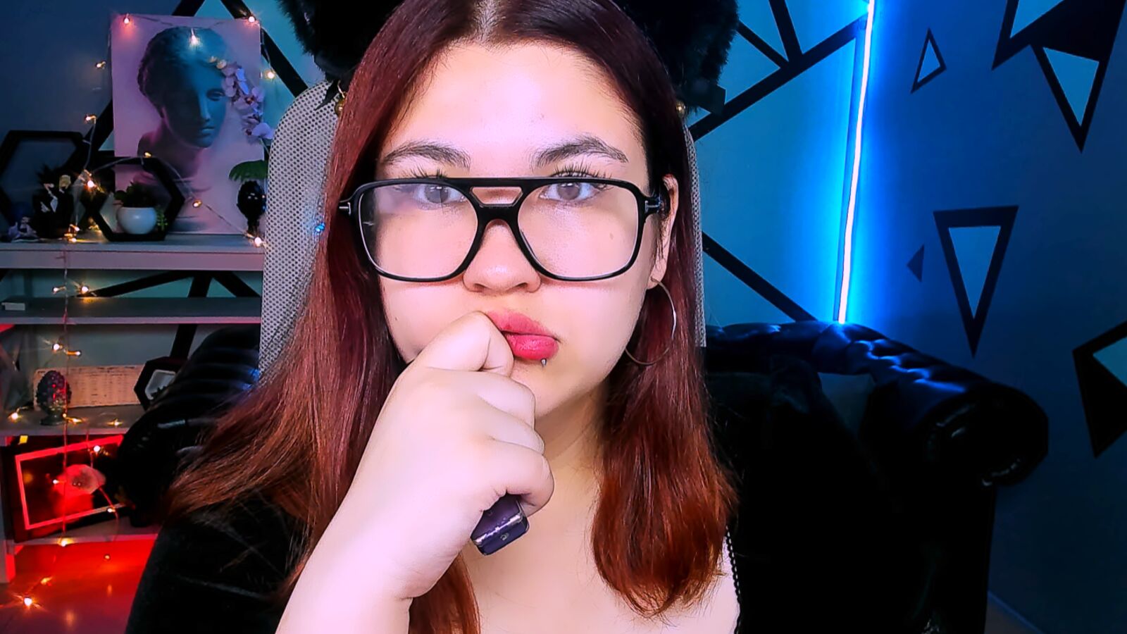 LeslieBlas erotic portrait