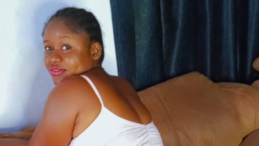 View KiraDon Naked Private