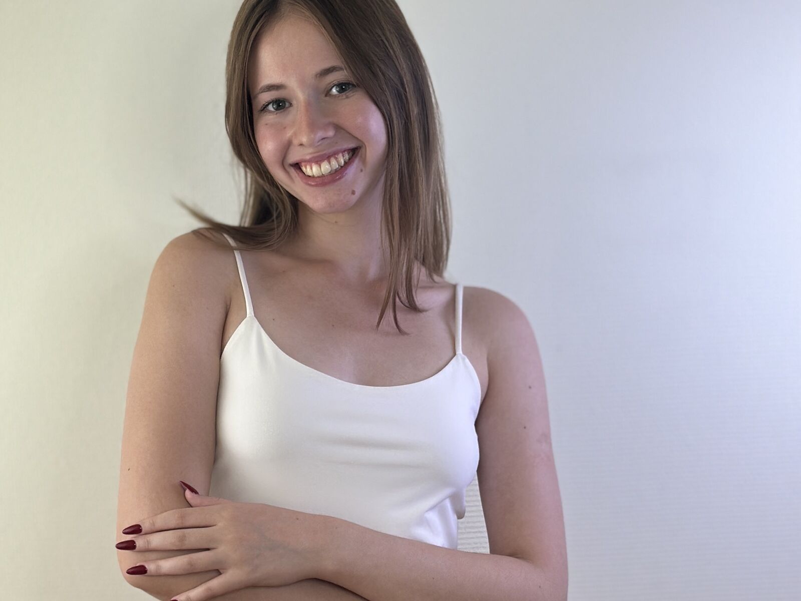 Live cam for CarleneMordehay