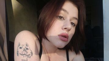 SynneAlly webcam show