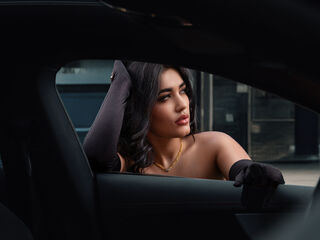 BellaJade Live Cam Model