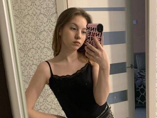 LizbethBulmer Live cam tips and shows