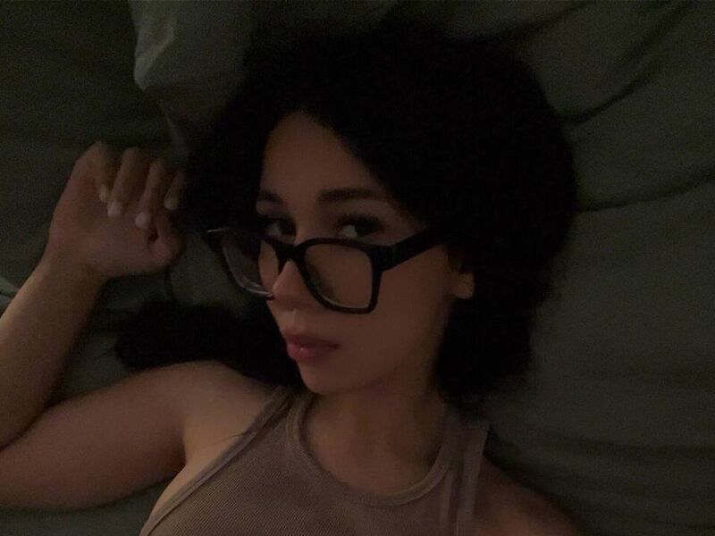 Non-Explicit Image