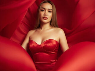 YasmineFruahwald is a webcam model from Philippines age 29