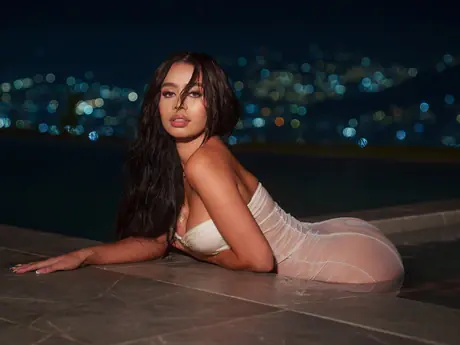 Chat with PaolaFalcone