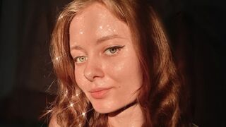 Free Nude RosalinaRawson