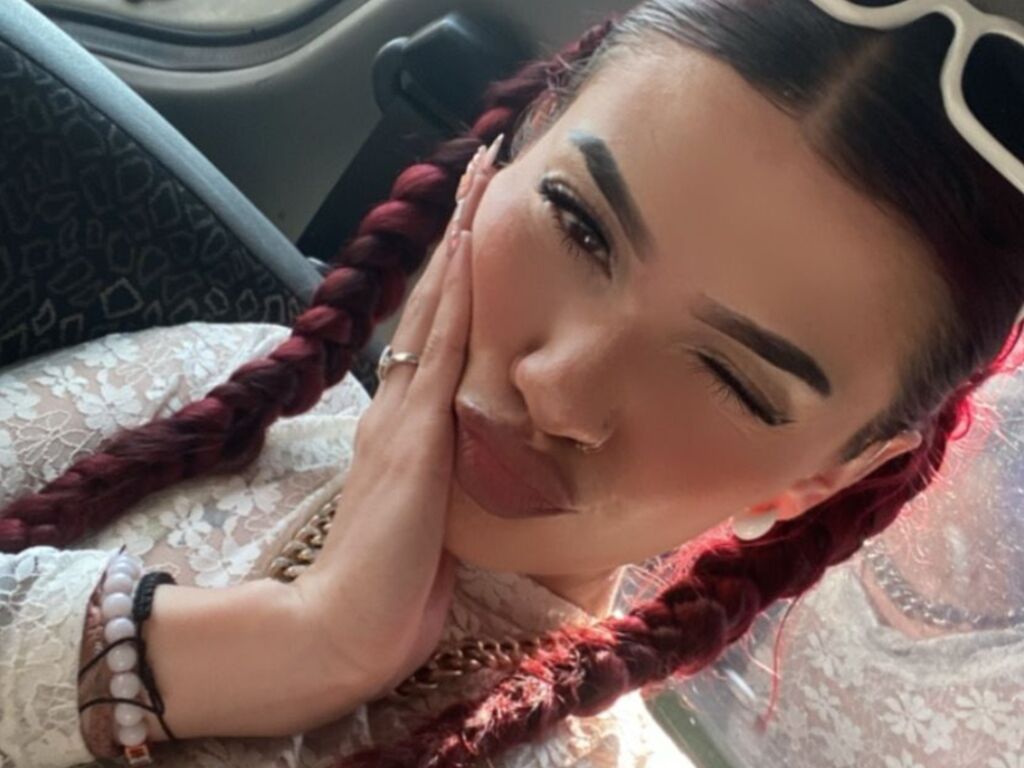 ClhoeOwen Camera Thumbnail