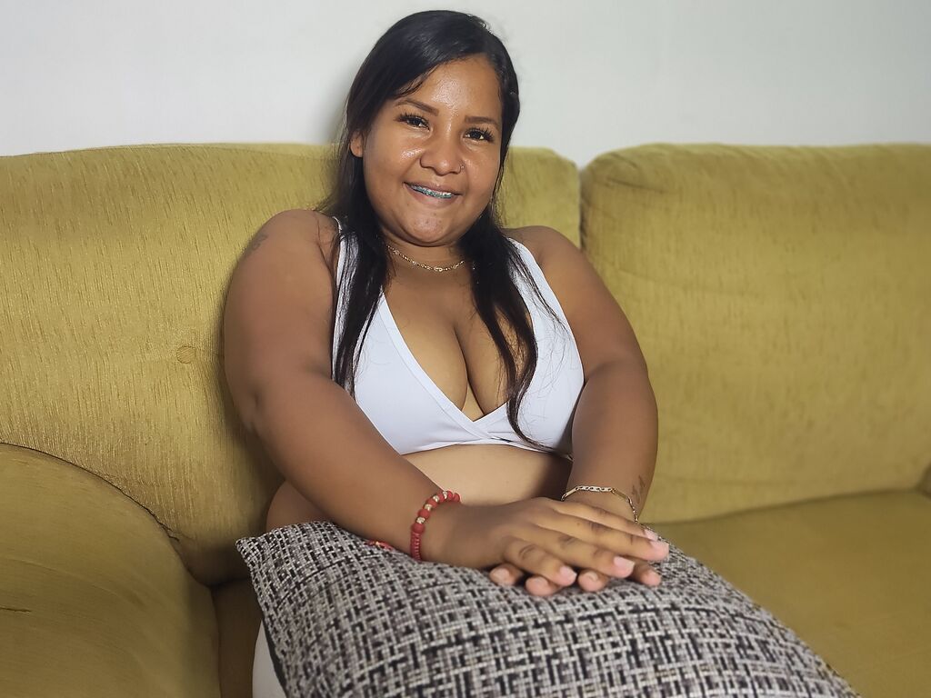 MeghanYhonson LiveJasmin girl free chat preview