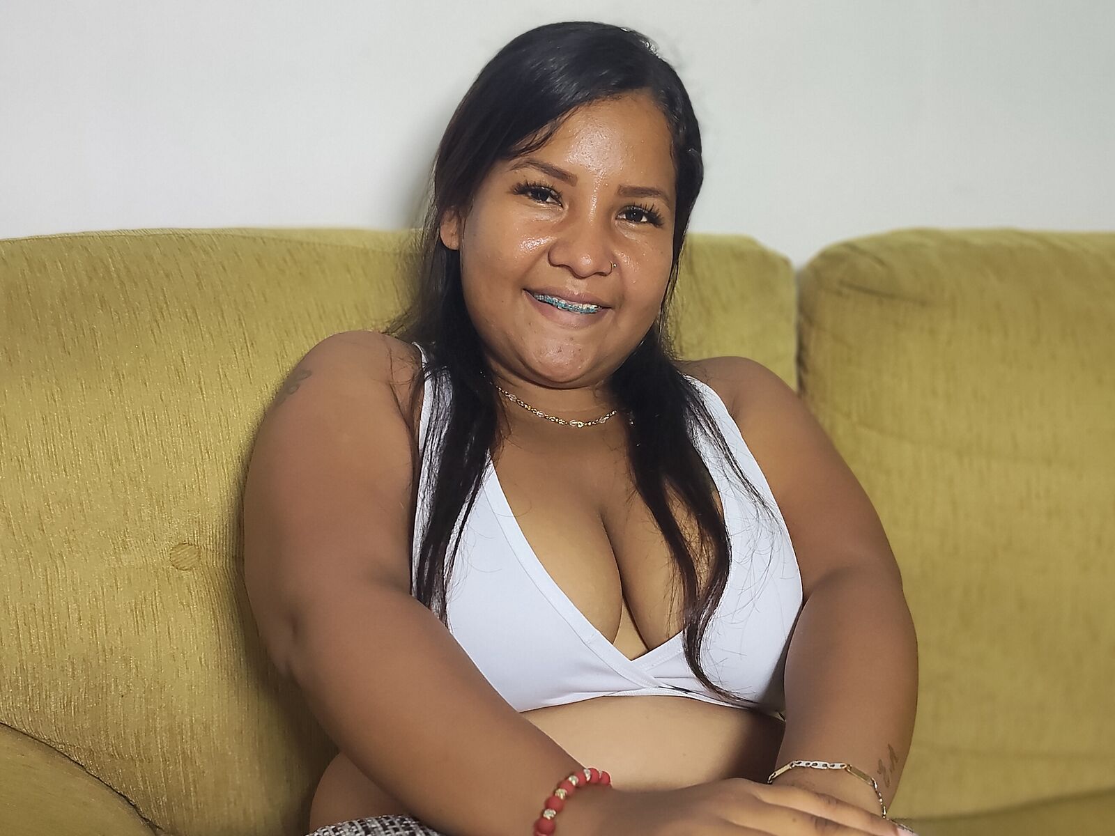 Live cam for MeghanYhonson