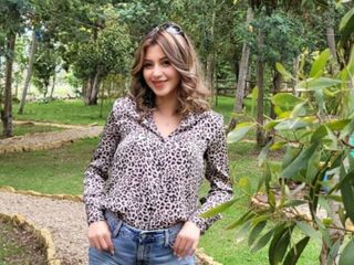 IsabelaHunt - LiveJasmin Girl 