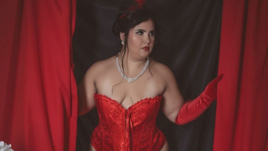 Watch BarbaraSabatini live on Hernude