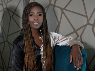 ZoeGraf Live Cam Model