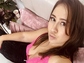 AnnaLoren Personalized cam shows