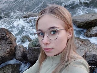 FrancyBeamer Live mature cam