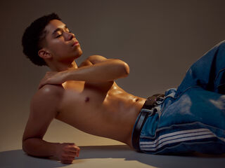 GaySexTotal.com Cyrus Royal