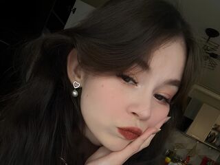 MildredCooling Live sex teen