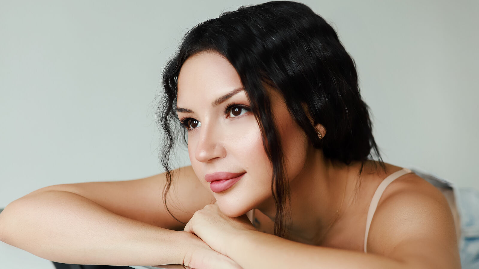 ElinaMalina erotic portrait
