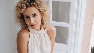 Kostenlos Nackt AngelEmeli