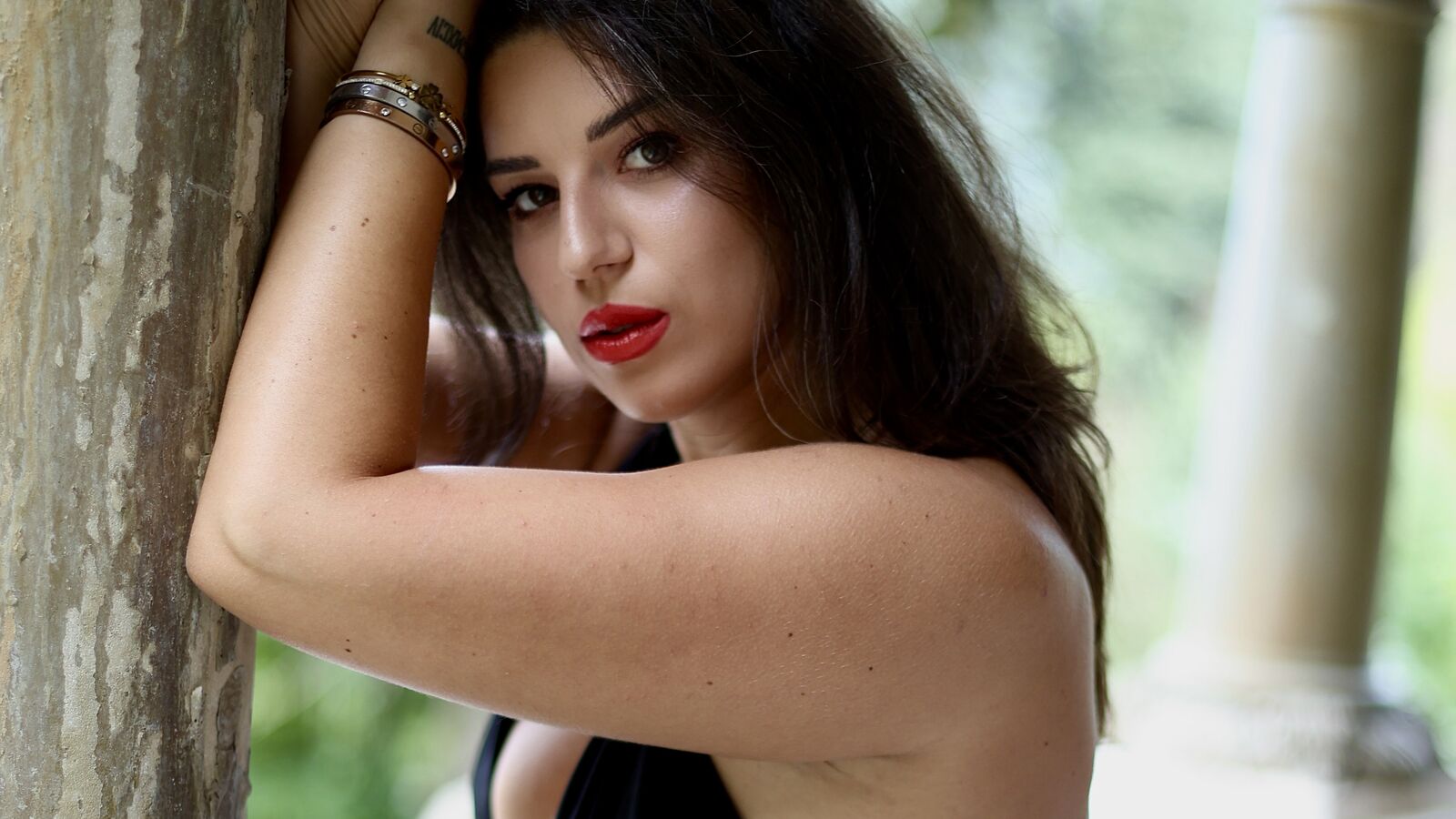 RachelEva erotic portrait