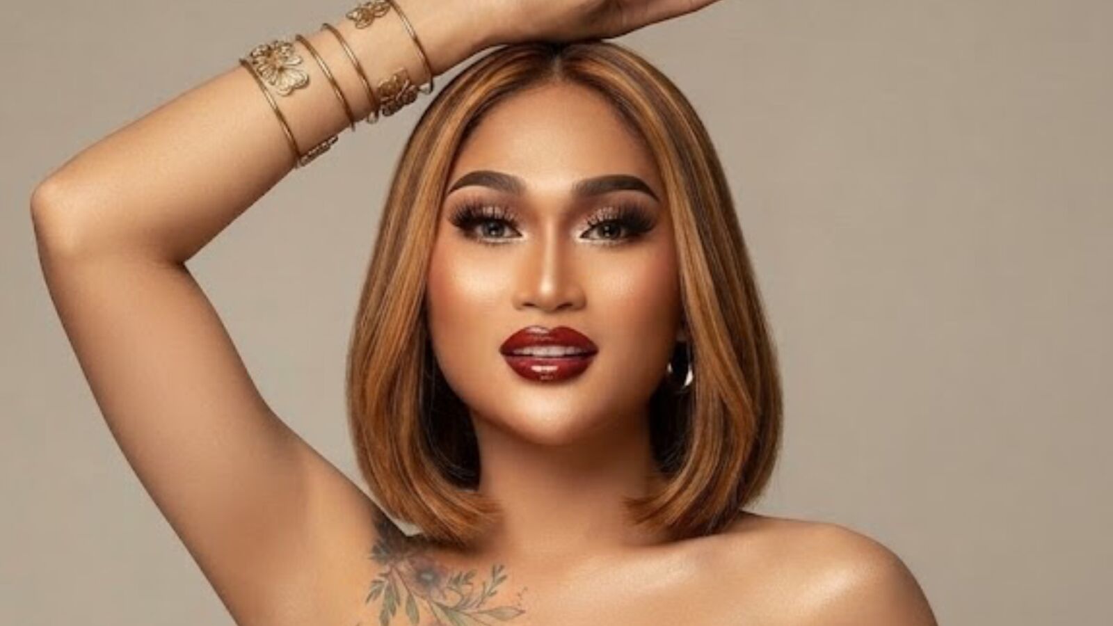 NicoleHenson glamour portrait