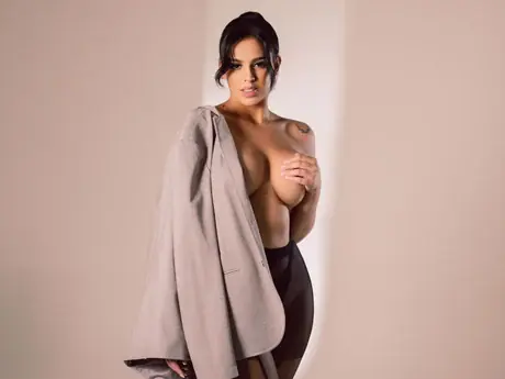 Chat with SarahBlair