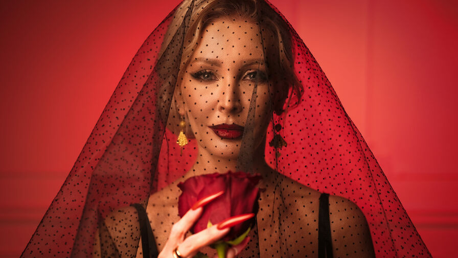 Discover ElizaWeise VIP show