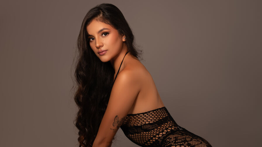 Cameltoe, Dildo, Fingering, Live orgasm, Striptease, Vibrator, Zoom, Footsex, Snapshot, Twerk