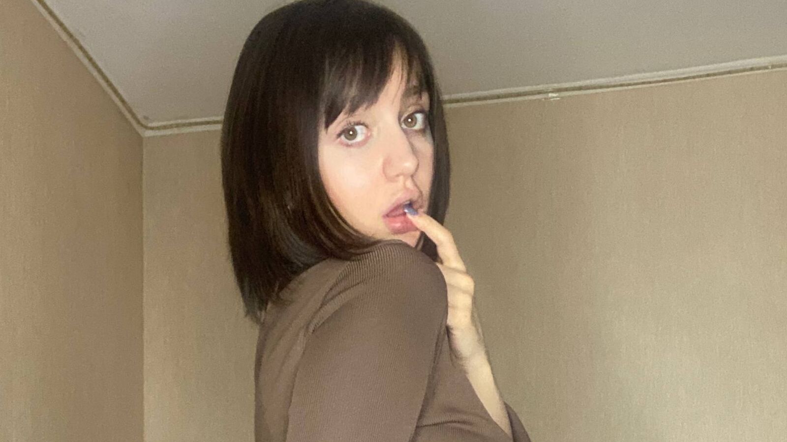 AlexaSparkle erotic portrait