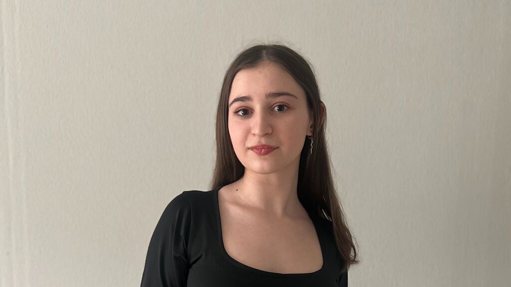 BonnieBails online on GirlsOfJasmin