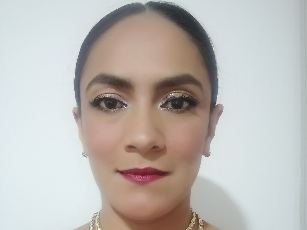 AntonellAdiosa Nackt
