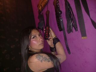 emiliebones from livejasmin