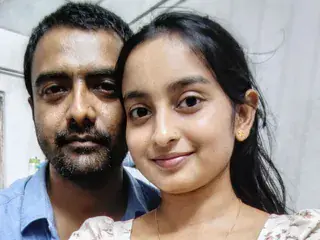 Show privé avec MosumiAndAnik