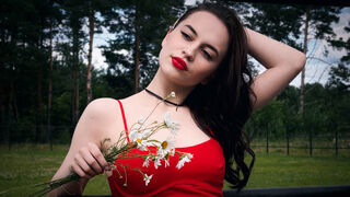Free Nude IlonaLyn