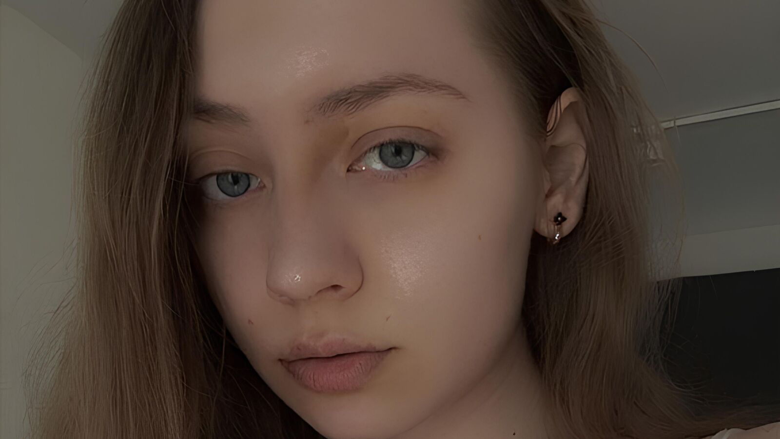 EllieCornfield glamour portrait